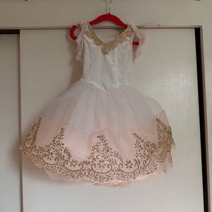 Weissman Showtime IC "The Last Waltz" white dance costume